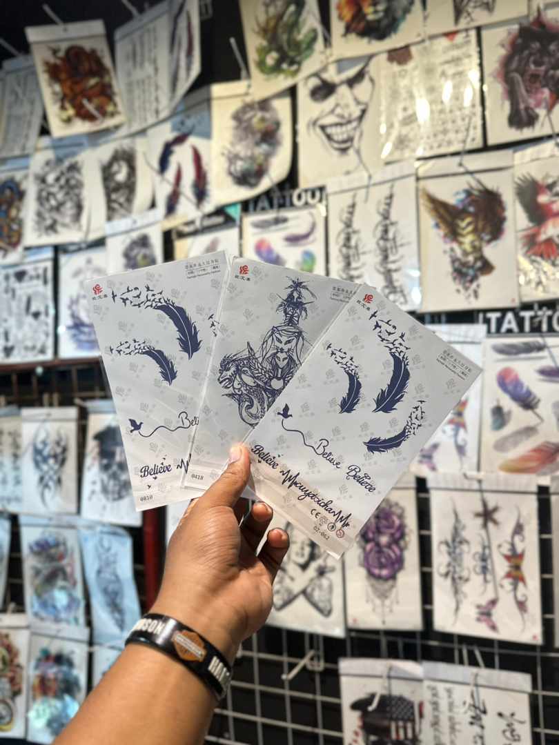 BARBERSHOP & TATO TEMPORER